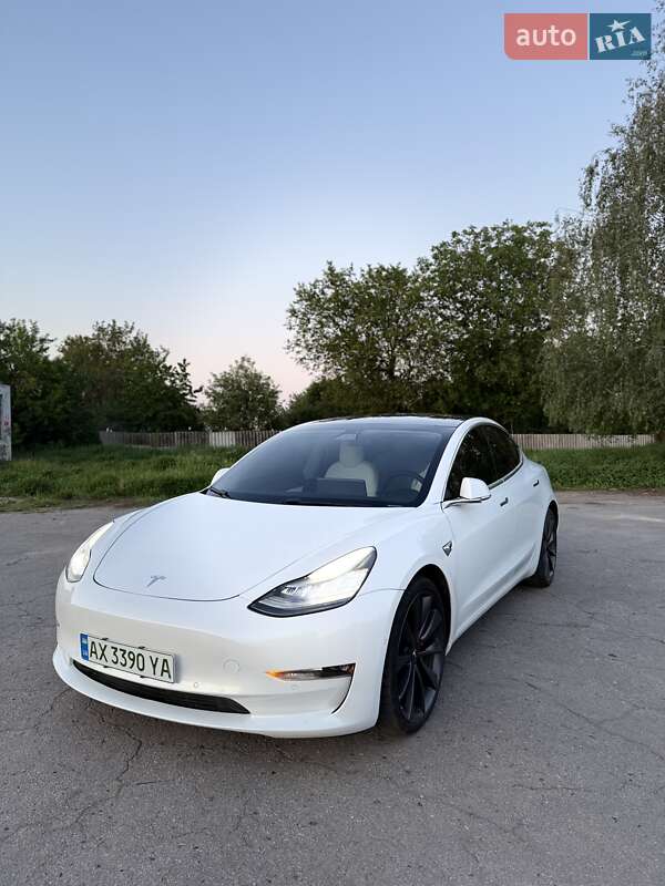Седан Tesla Model 3 2019 в Харкові фото 5 Седан Tesla Model 3 2019 в Харкові