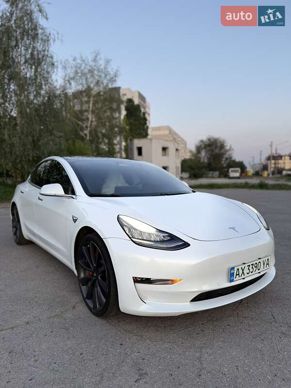 Седан Tesla Model 3 2019 в Харкові фото 24 Седан Tesla Model 3 2019 в Харкові