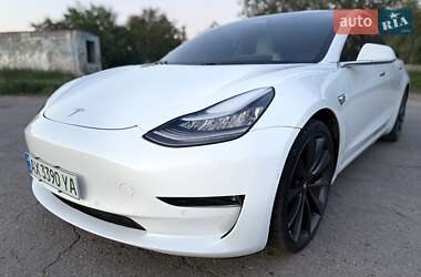 Седан Tesla Model 3 2019 в 