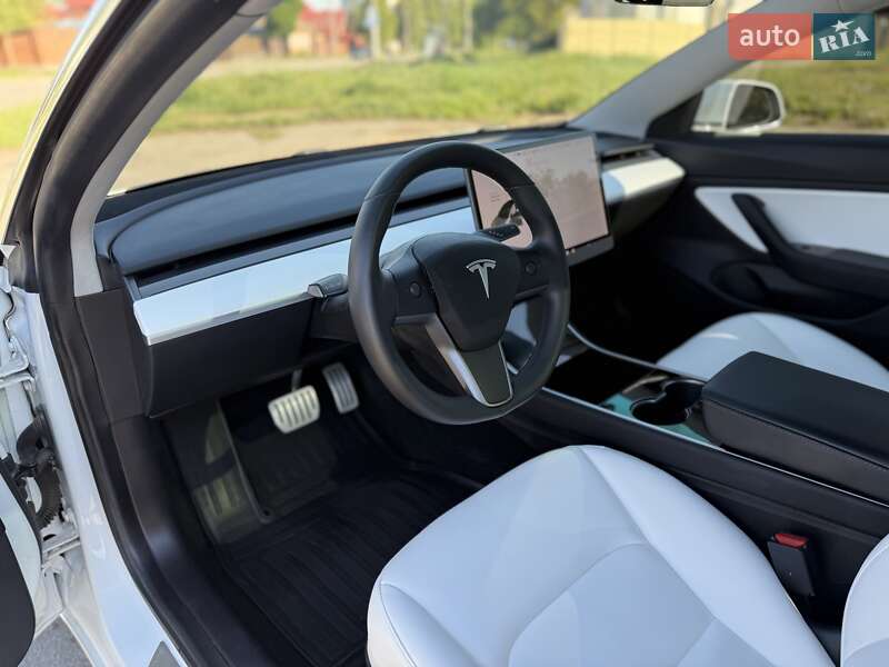 Седан Tesla Model 3 2019 в Харкові фото 39 Седан Tesla Model 3 2019 в Харкові