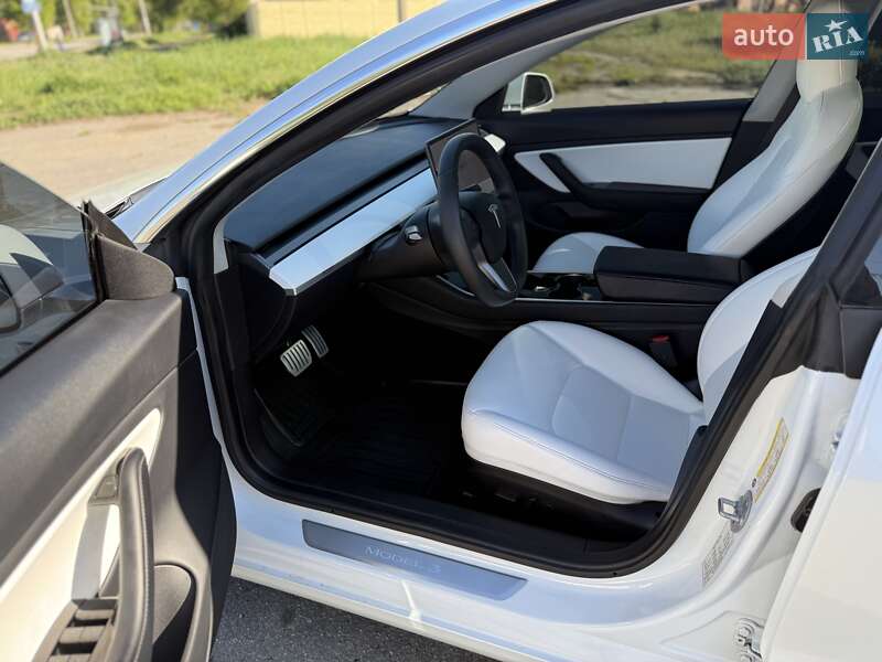Седан Tesla Model 3 2019 в Харкові фото 40 Седан Tesla Model 3 2019 в Харкові