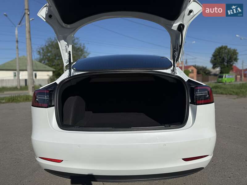 Седан Tesla Model 3 2019 в Харкові фото 41 Седан Tesla Model 3 2019 в Харкові