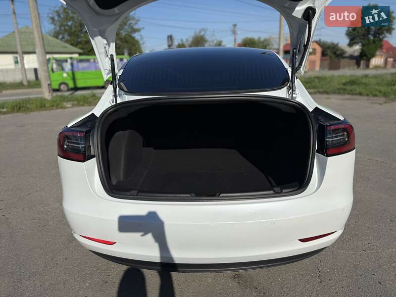 Седан Tesla Model 3 2019 в Харкові фото 42 Седан Tesla Model 3 2019 в Харкові