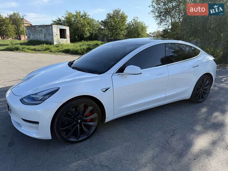 Седан Tesla Model 3 2019 в Харкові фото 53 Седан Tesla Model 3 2019 в Харкові