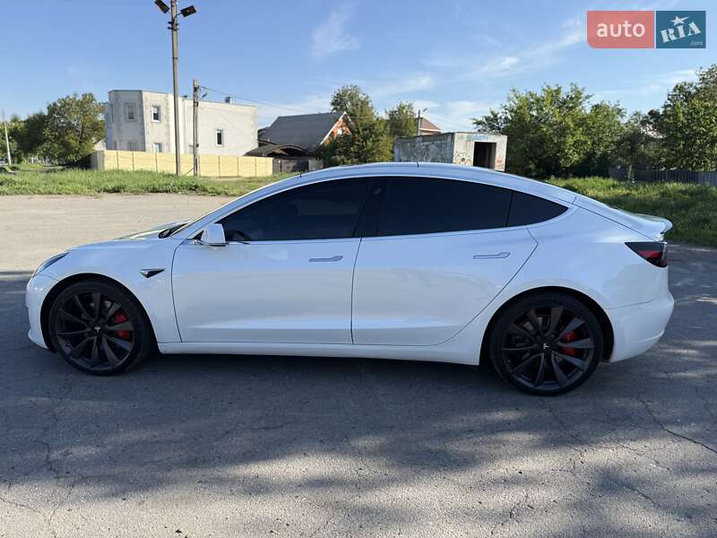 Седан Tesla Model 3 2019 в Києві