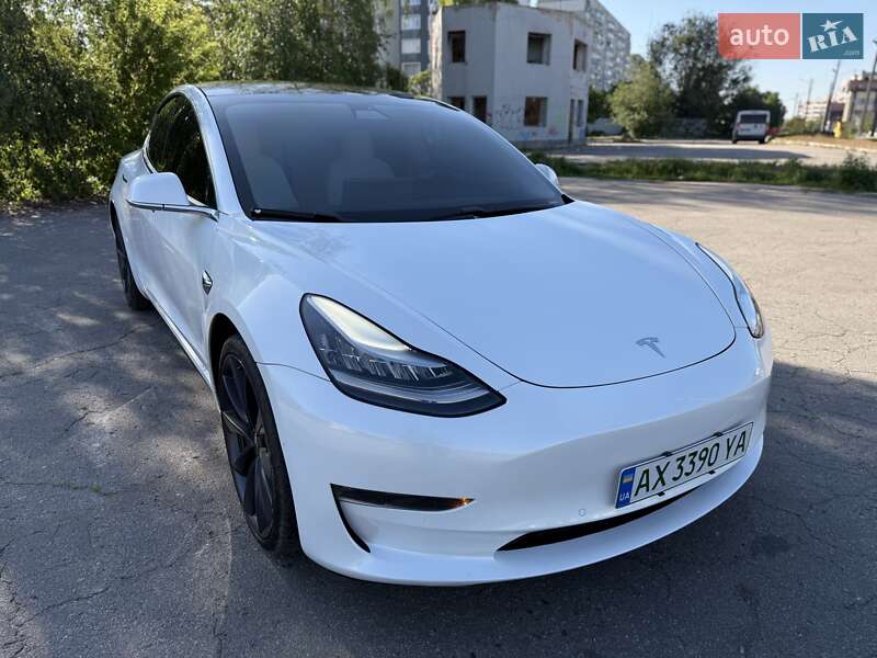 Седан Tesla Model 3 2019 в Харкові фото 60 Седан Tesla Model 3 2019 в Харкові