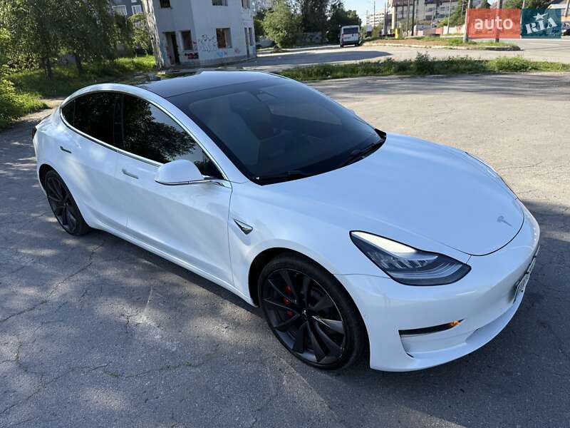 Седан Tesla Model 3 2019 в Харкові фото 63 Седан Tesla Model 3 2019 в Харкові