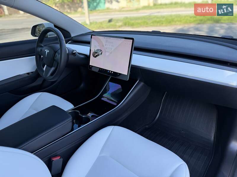Седан Tesla Model 3 2019 в Харкові фото 66 Седан Tesla Model 3 2019 в Харкові