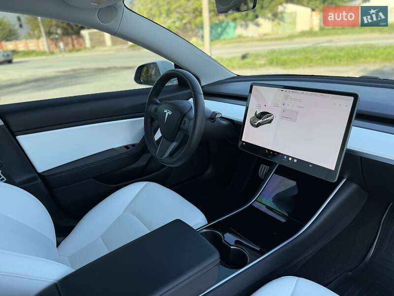Седан Tesla Model 3 2019 в Харкові фото 67 Седан Tesla Model 3 2019 в Харкові