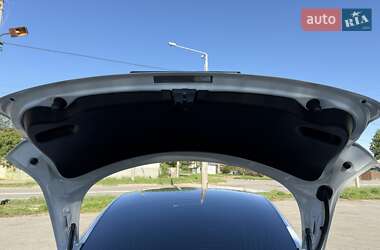 Седан Tesla Model 3 2019 в Харькове