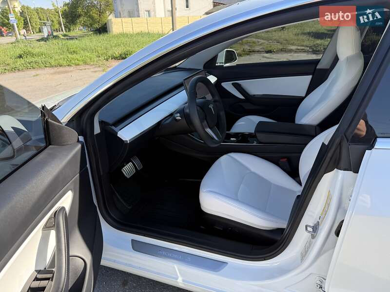 Седан Tesla Model 3 2019 в Харкові фото 75 Седан Tesla Model 3 2019 в Харкові