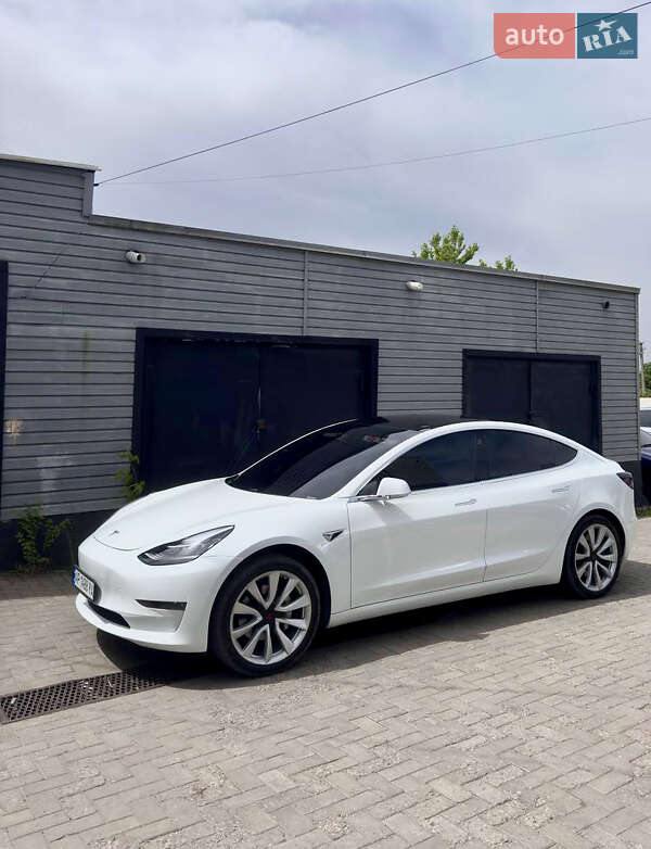 Седан Tesla Model 3 2018 в Запорожье фото Седан Tesla Model 3 2018 в Запорожье