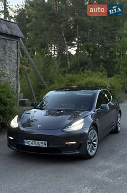 Седан Tesla Model 3 2019 в 