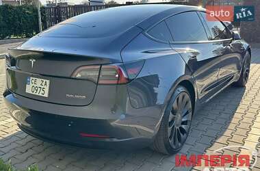 Седан Tesla Model 3 2022 в 