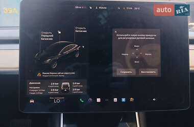 Седан Tesla Model 3 2019 в 
