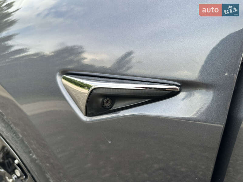 Седан Tesla Model 3 2018 в Запорожье