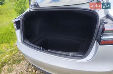 Седан Tesla Model 3 2018 в 