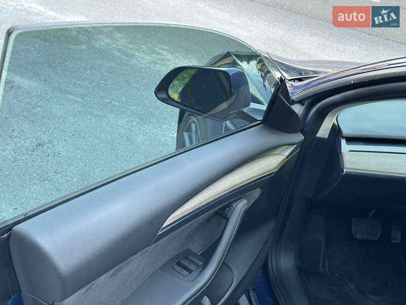 Седан Tesla Model 3 2021 в Києві