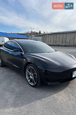 Седан Tesla Model 3 2019 в Жмеринці