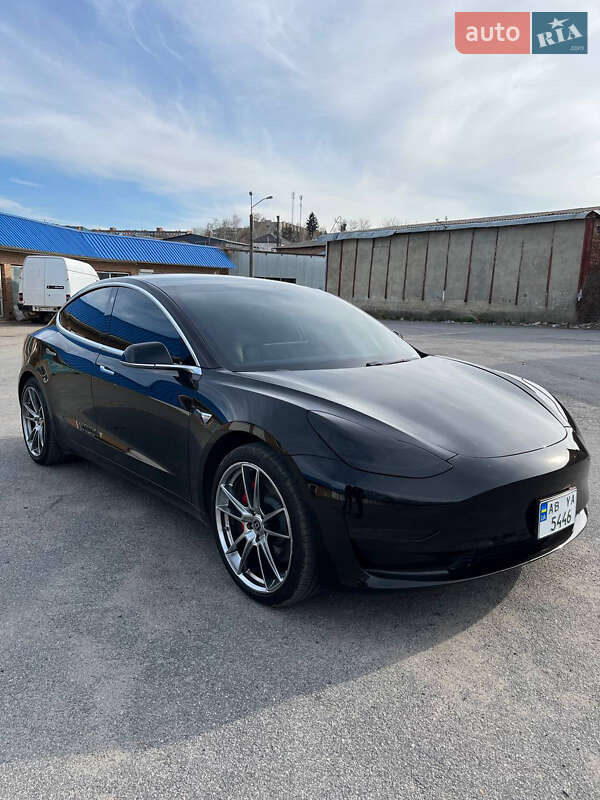 Tesla Model 3 2019