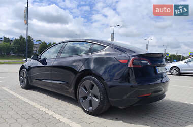 Седан Tesla Model 3 2023 в Львові