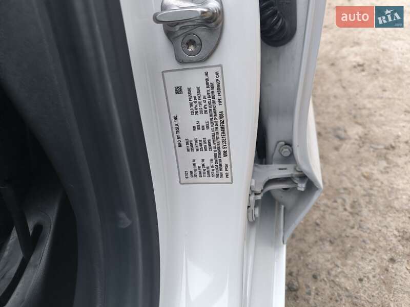 Седан Tesla Model 3 2021 в Бережанах фото 15 Седан Tesla Model 3 2021 в Бережанах
