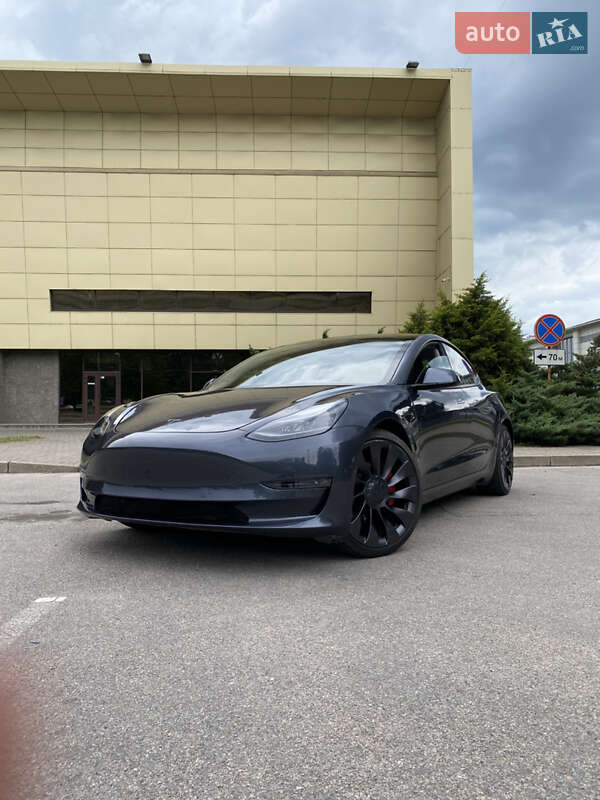 Седан Tesla Model 3 2021 в Запорожье фото Седан Tesla Model 3 2021 в Запорожье