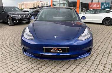 Седан Tesla Model 3 2020 в 