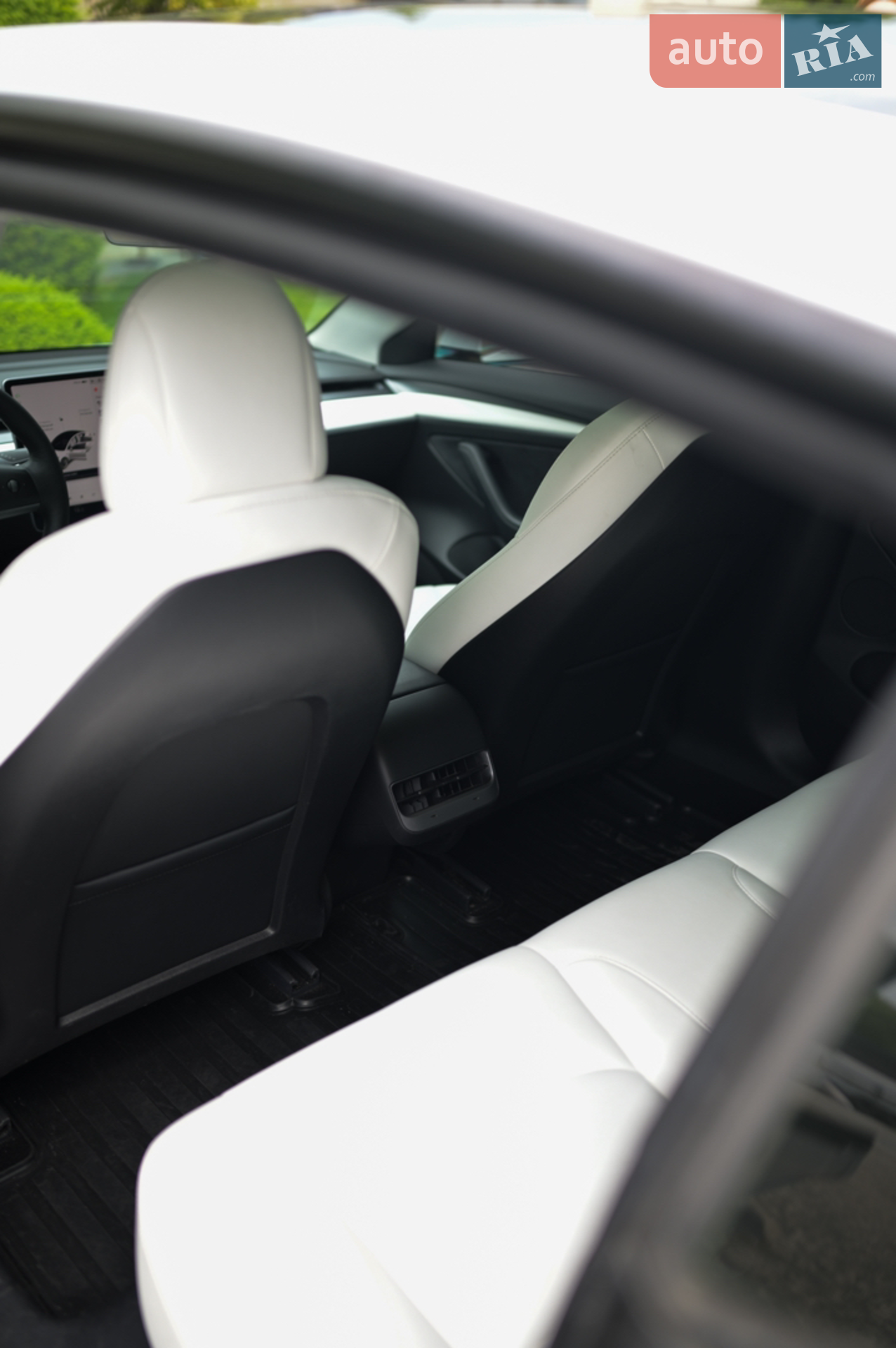 2022 Tesla Model 3 - мініатюра 17