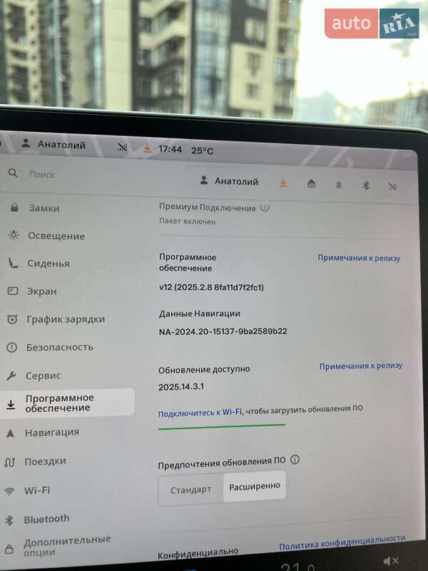 Седан Tesla Model 3 2021 в Киеве