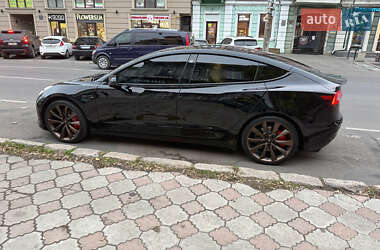 Седан Tesla Model 3 2018 в 