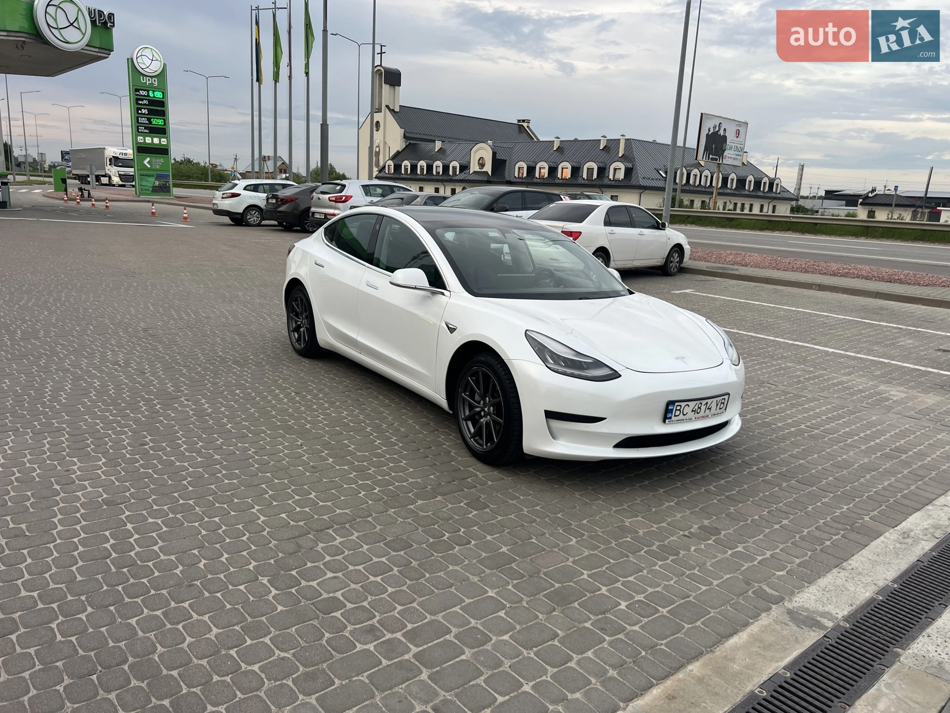 2019 Tesla Model 3 - мініатюра 2