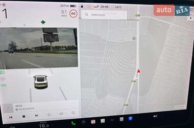 Седан Tesla Model 3 2019 в Солонці