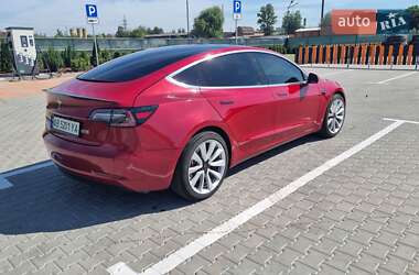 Седан Tesla Model 3 2018 в 