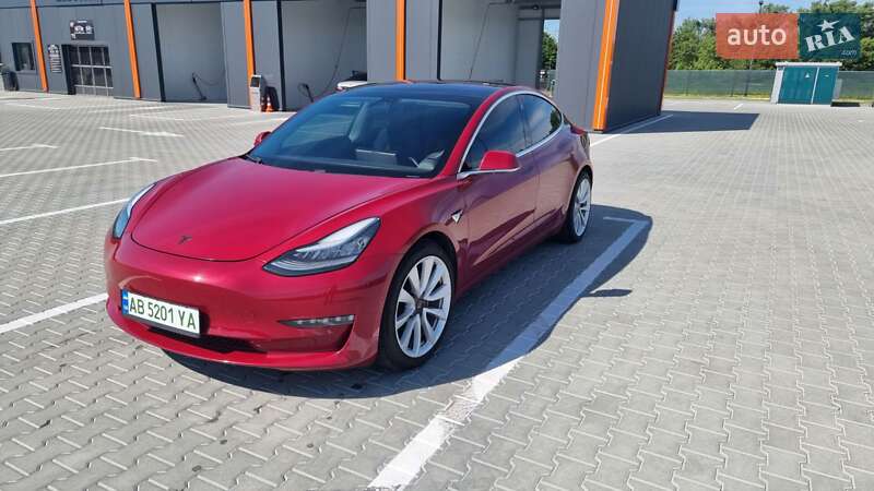 Tesla Model 3 2018