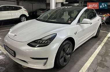 Седан Tesla Model 3 2019 в Киеве
