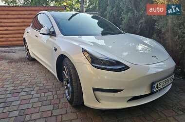 Седан Tesla Model 3 2021 в Дніпрі
