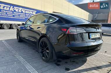 Седан Tesla Model 3 2019 в 
