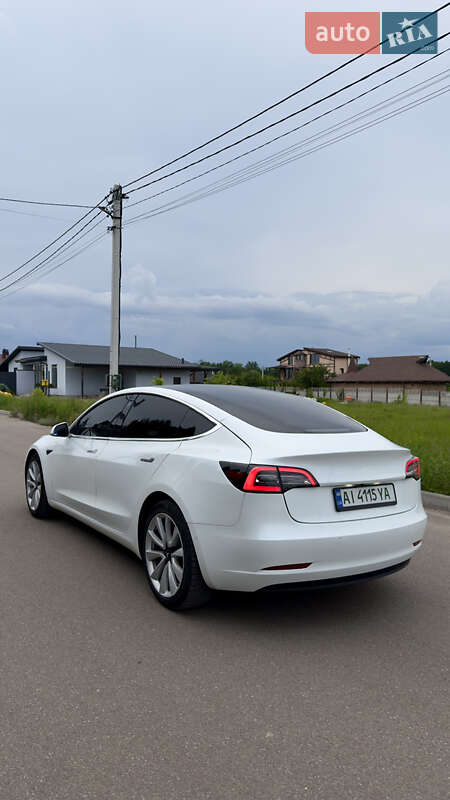 Седан Tesla Model 3 2019 в Белой Церкви