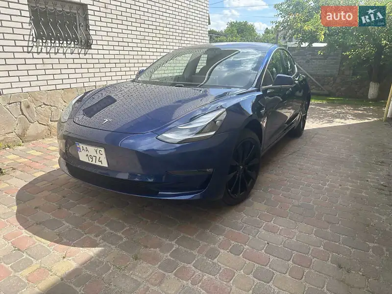 Tesla Model 3