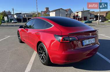 Седан Tesla Model 3 2018 в 