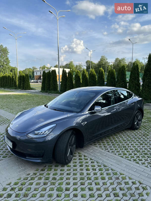 Седан Tesla Model 3 2019 в Харькове