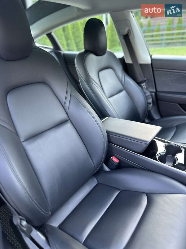 Седан Tesla Model 3 2019 в Харькове