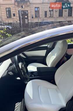 Седан Tesla Model 3 2018 в 