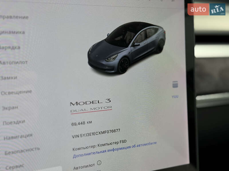 Седан Tesla Model 3 2021 в Киеве