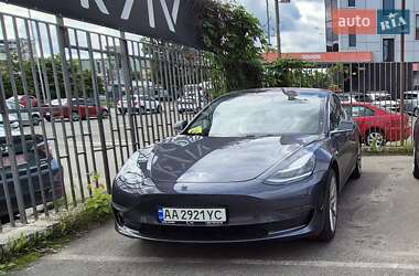 Седан Tesla Model 3 2018 в 