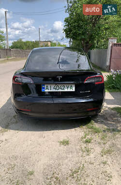 Седан Tesla Model 3 2019 в 