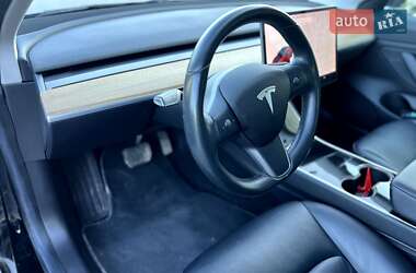 Седан Tesla Model 3 2019 в 
