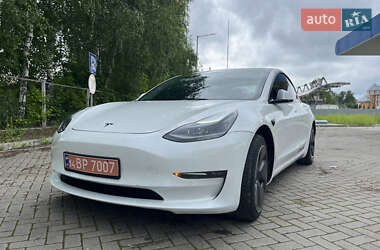 Седан Tesla Model 3 2022 в Самборе
