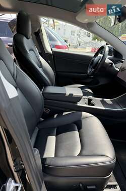 Седан Tesla Model 3 2018 в 